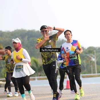 Runner Photo 6533445