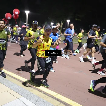 Runner Photo 6533493