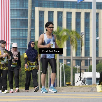Runner Photo 6533523