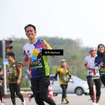 Runner Photo 6533546