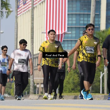 Runner Photo 6533597