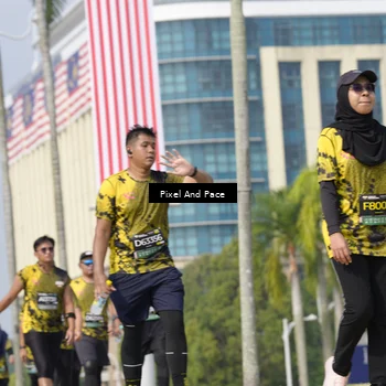 Runner Photo 6533599