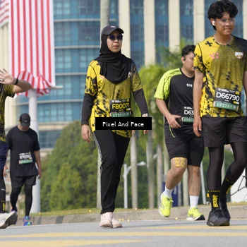Runner Photo 6533635