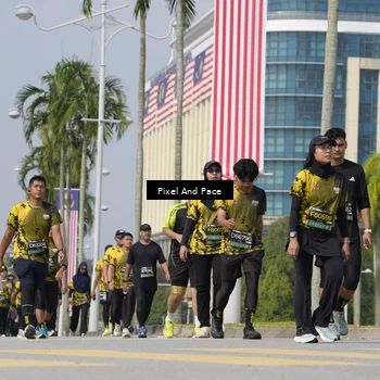 Runner Photo 6533636
