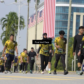 Runner Photo 6533639