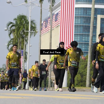 Runner Photo 6533660
