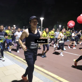 Runner Photo 6533678