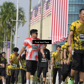 Runner Photo 6533699