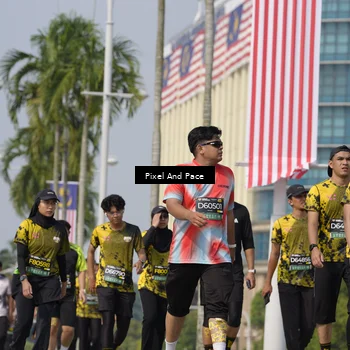 Runner Photo 6533700