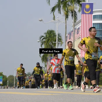 Runner Photo 6533719