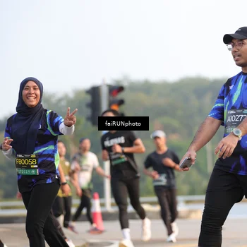 Runner Photo 6533723