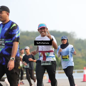 Runner Photo 6533726