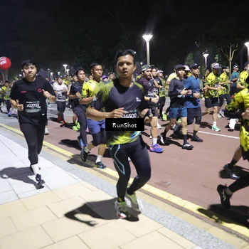 Runner Photo 6533751