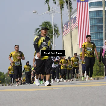 Runner Photo 6533764