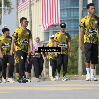 Runner Photo 6533791