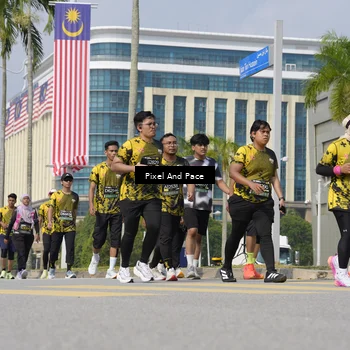 Runner Photo 6533803