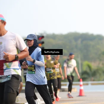 Runner Photo 6533824