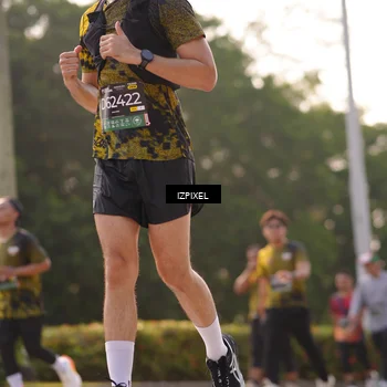 Runner Photo 6533844