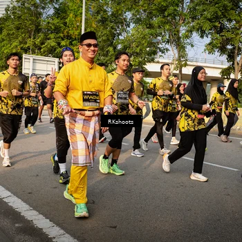 Runner Photo 6533853