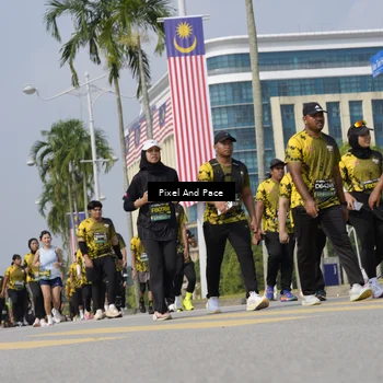 Runner Photo 6533945