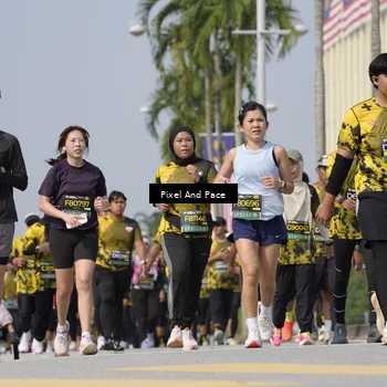 Runner Photo 6533948