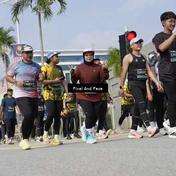 Runner Photo 6534025
