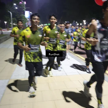 Runner Photo 6534027