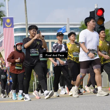 Runner Photo 6534054