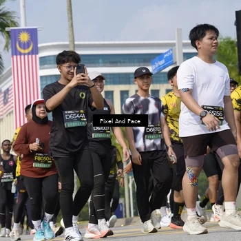 Runner Photo 6534055