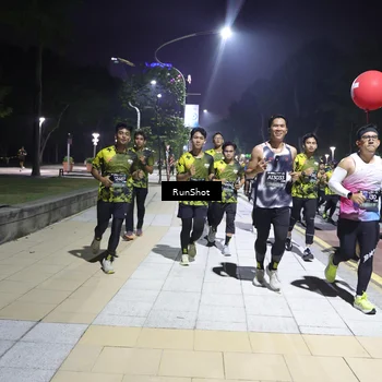 Runner Photo 6534071