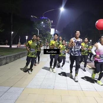 Runner Photo 6534072
