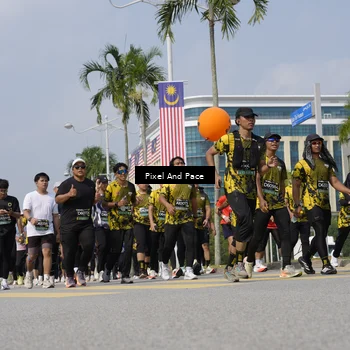 Runner Photo 6534086