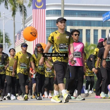 Runner Photo 6534106