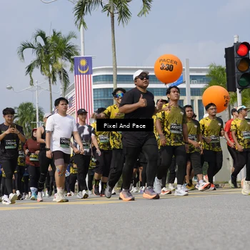 Runner Photo 6534140