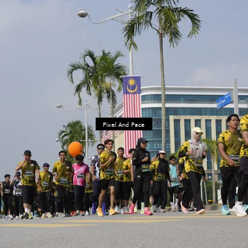 Runner Photo 6534155