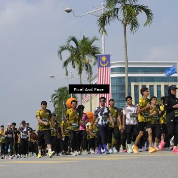 Runner Photo 6534157