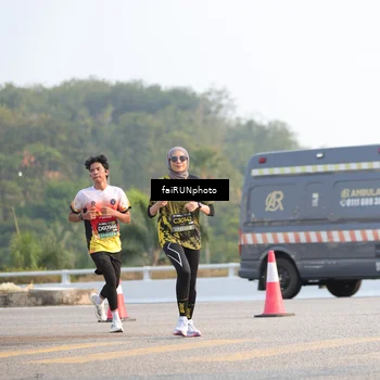 Runner Photo 6534160