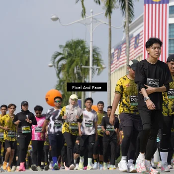 Runner Photo 6534213