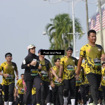 Runner Photo 6534235
