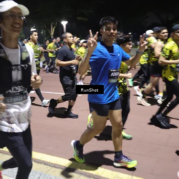 Runner Photo 6534262