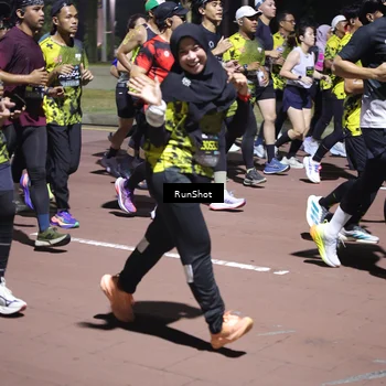Runner Photo 6534317