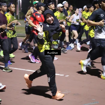 Runner Photo 6534330