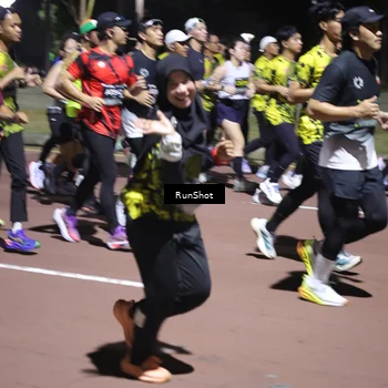 Runner Photo 6534335