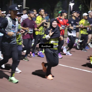 Runner Photo 6534336