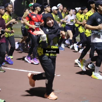 Runner Photo 6534338