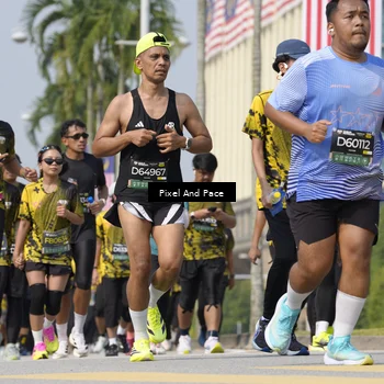 Runner Photo 6534385