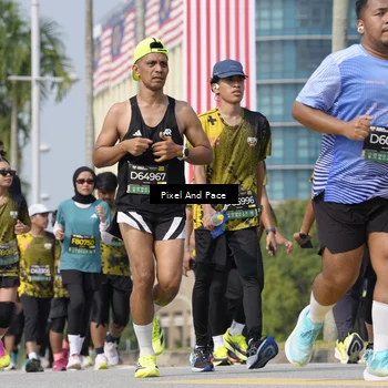 Runner Photo 6534399