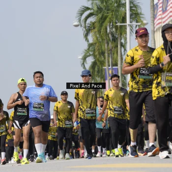 Runner Photo 6534427