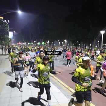 Runner Photo 6534431