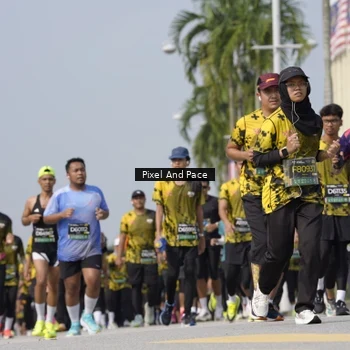 Runner Photo 6534432